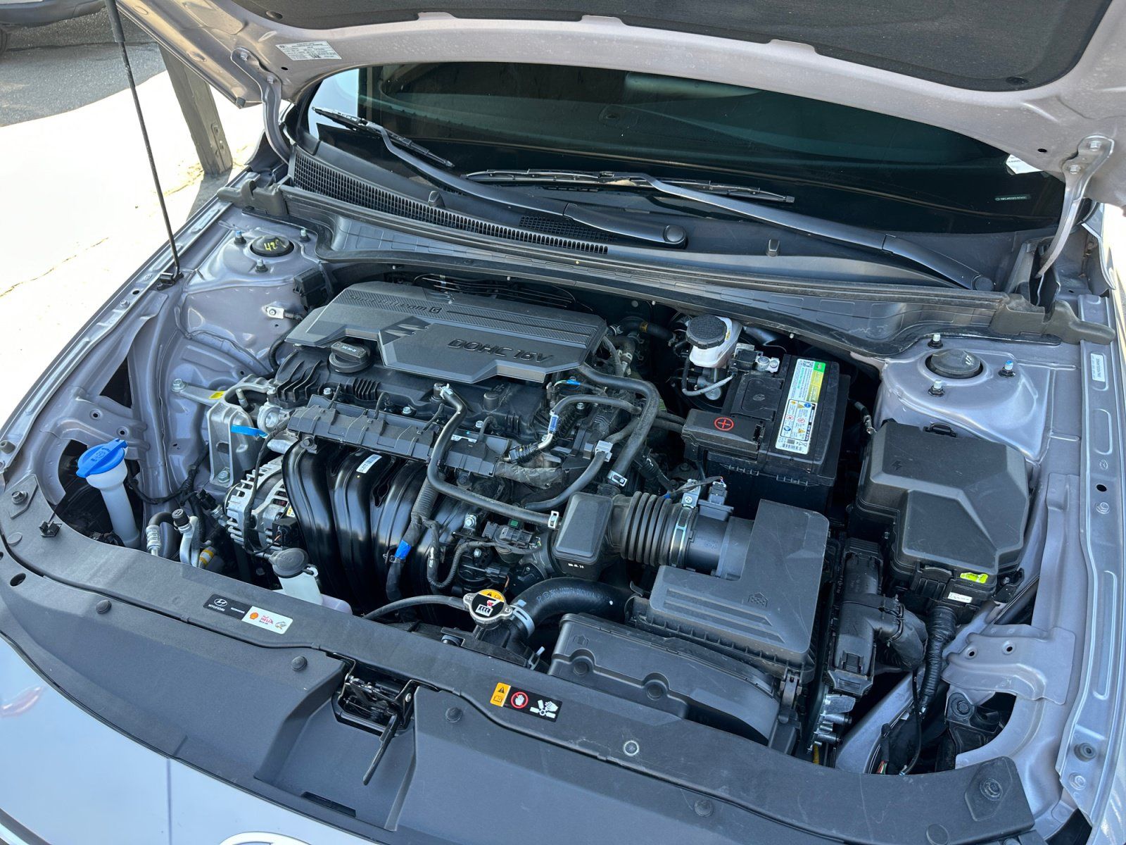 Used 2025 Hyundai Elantra Sport w/ Cargo Package FWD image 27