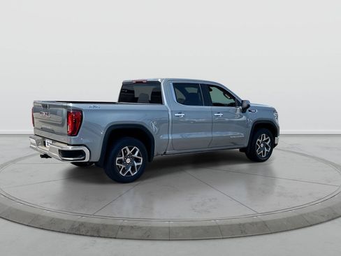 Used 2025 GMC Sierra 1500 SLT AWD/4WD image 8