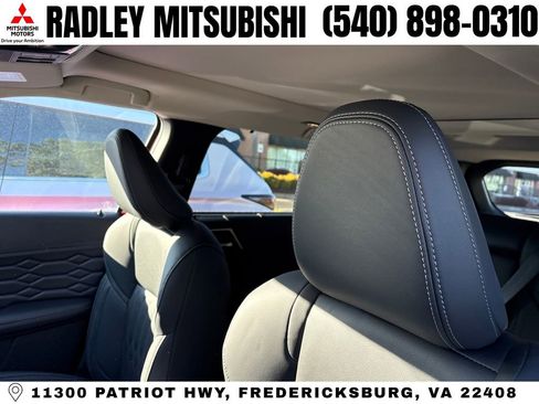 New 2026 Mitsubishi Outlander SEL AWD/4WD image 9