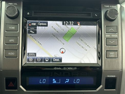 Used 2017 Toyota Tundra Limited image 25