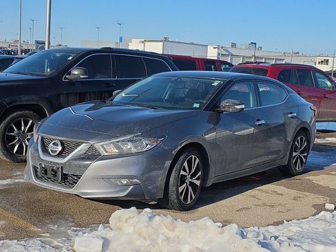 Used 2018 Nissan Maxima 3.5 SV image 2