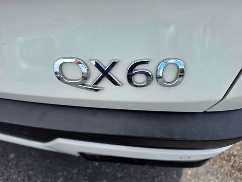 Used 2023 INFINITI QX60 Luxe AWD/4WD image 6