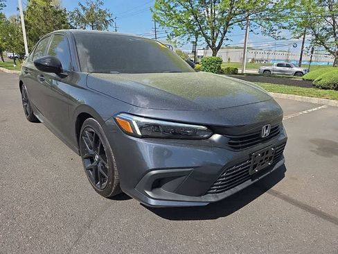 Used 2024 Honda Civic Sport image 3