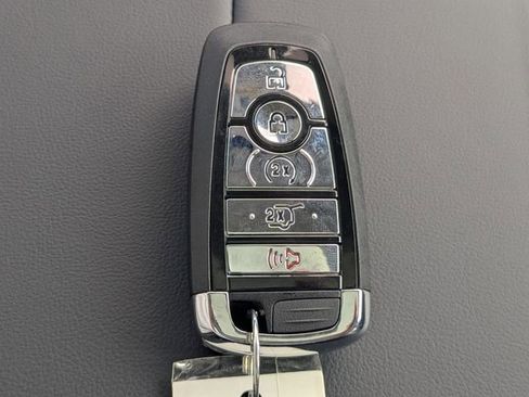 New 2026 Lincoln Nautilus Premier w/ Equipment Group 102A AWD/4WD image 38