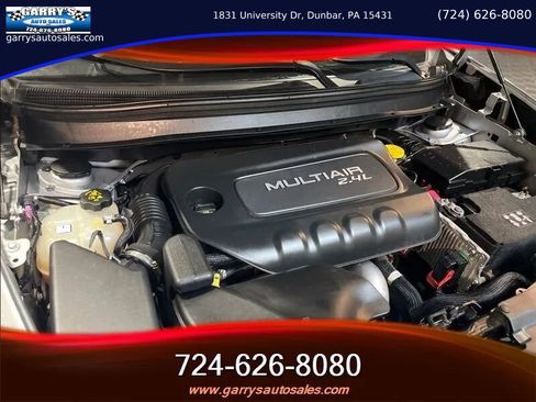 Used 2016 Jeep Cherokee Sport image 12