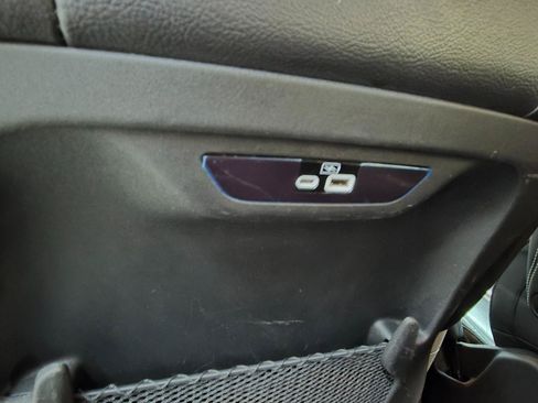 Used 2022 Chrysler Pacifica Touring-L FWD image 24