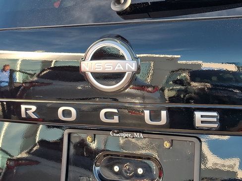 Used 2024 Nissan Rogue SL w/ SL Premium Package AWD/4WD image 34