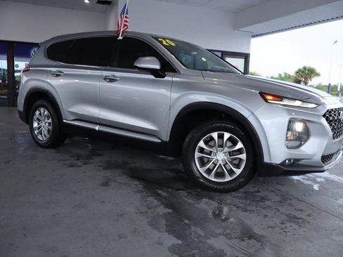 Used 2020 Hyundai Santa Fe SEL FWD image 6