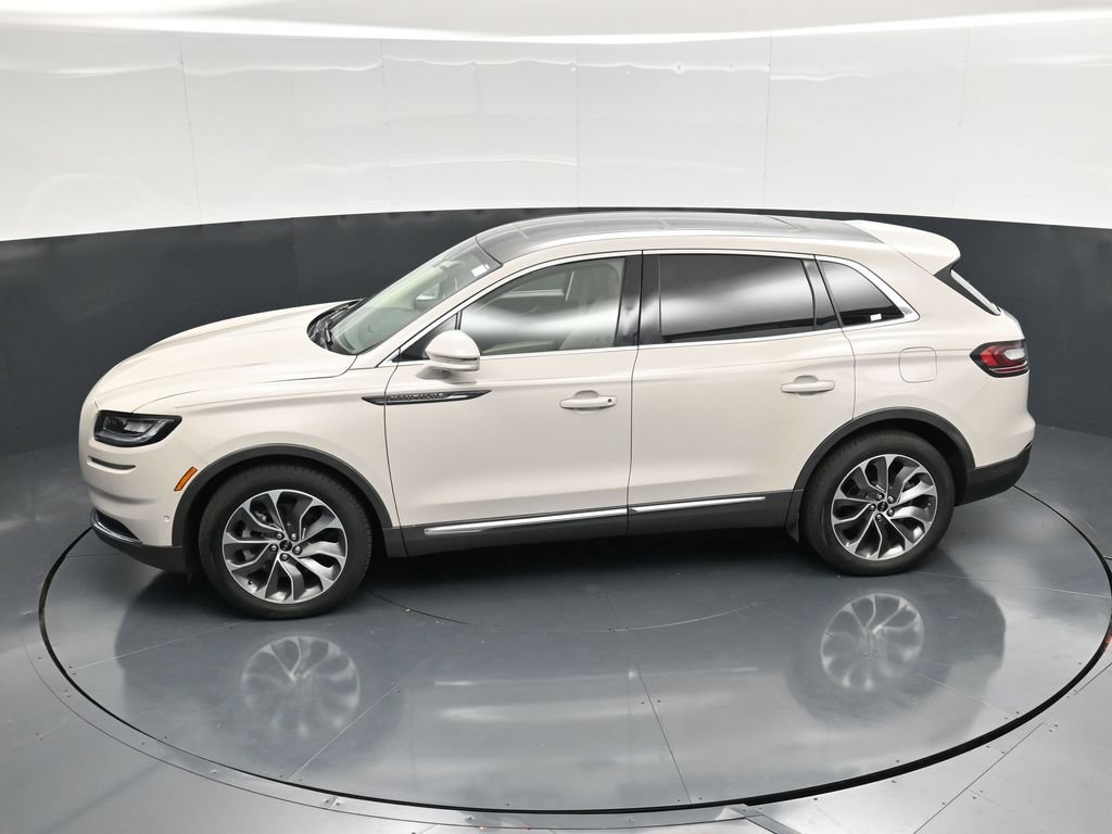 Used 2022 Lincoln Nautilus Reserve w/ Equipment Group 201A FWD image 51