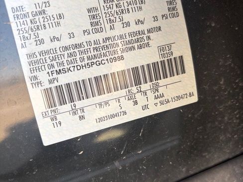 Used 2023 Ford Explorer XLT RWD image 10