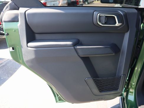 New 2025 Ford Bronco Badlands image 18