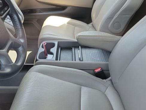 Used 2019 Honda Odyssey EX-L image 3