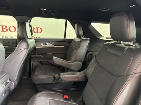 Certified 2025 Ford Explorer ST AWD/4WD image 13