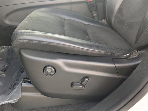 Used 2021 Jeep Grand Cherokee Laredo X image 20