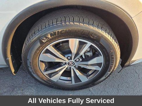 Used 2019 Nissan Murano SV FWD image 16