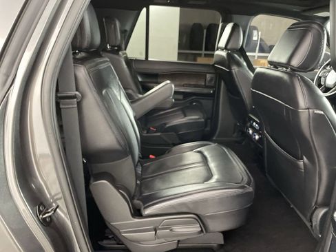 Used 2021 Ford Expedition Max Limited image 27