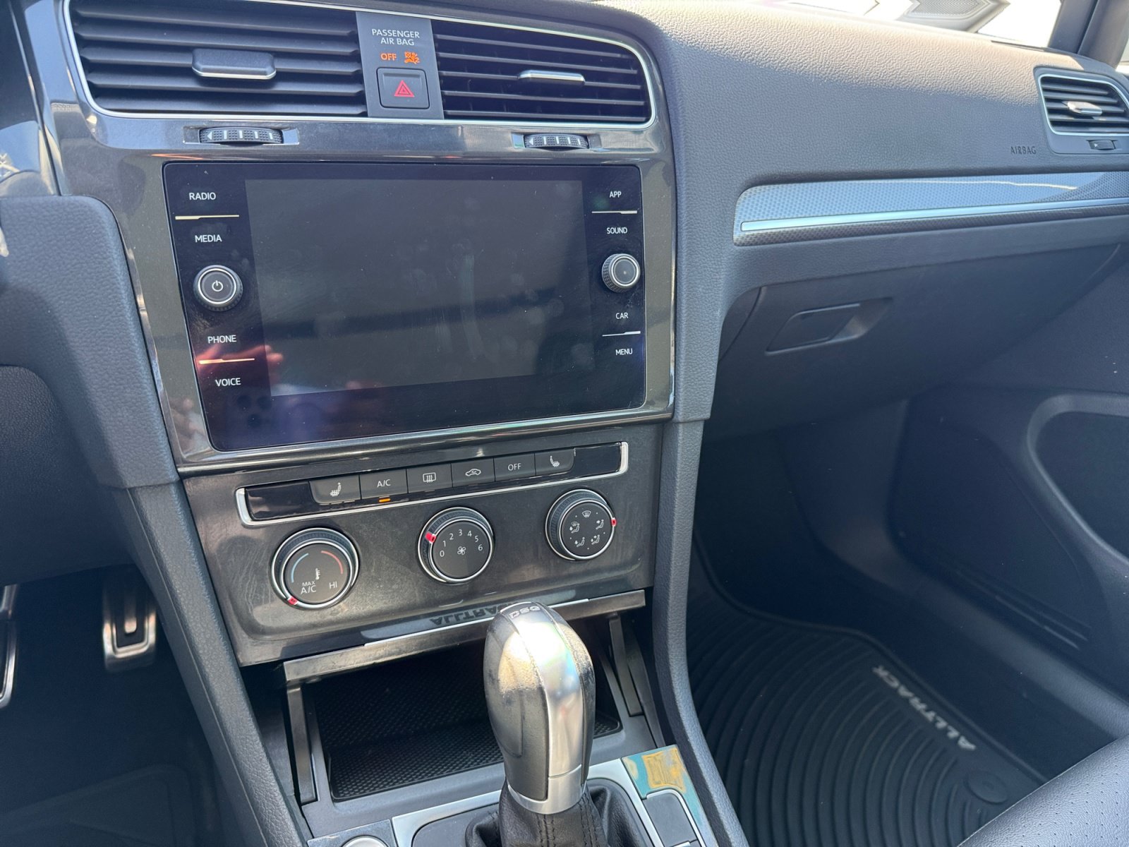 Used 2019 Volkswagen Golf Alltrack SE AWD/4WD image 12