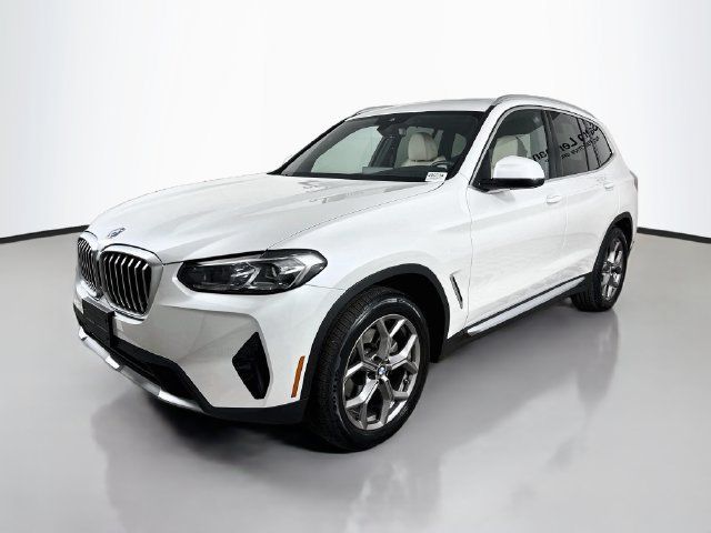 Used 2024 BMW X3 xDrive30i w/ Premium Package w/ZPA AWD/4WD image 3