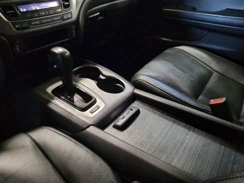 Used 2016 Honda Pilot EX-L image 26