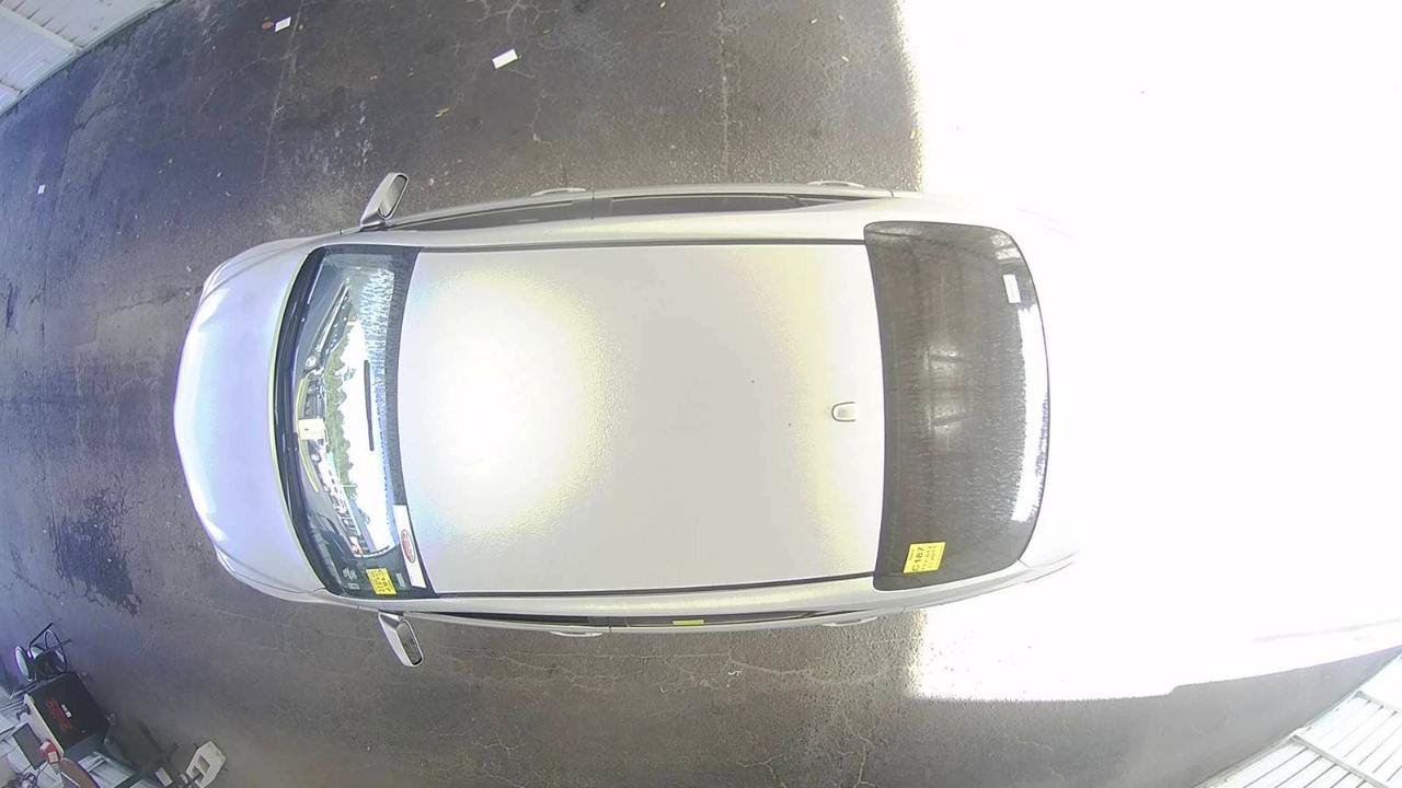 Used 2011 Toyota Camry LE FWD image 4