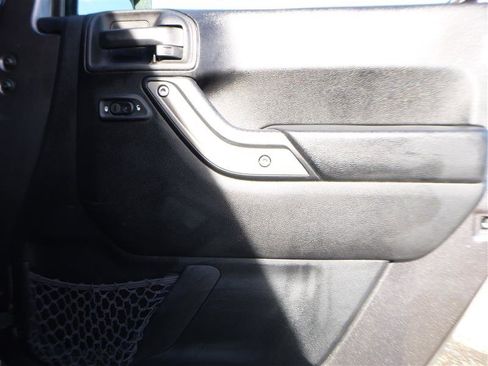 Used 2016 Jeep Wrangler Sport w/ Quick Order Package 23S image 15