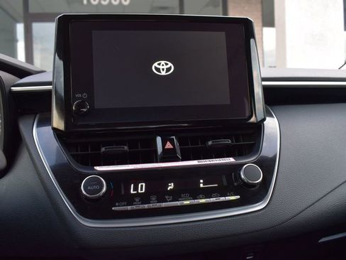 Used 2024 Toyota Corolla LE image 25