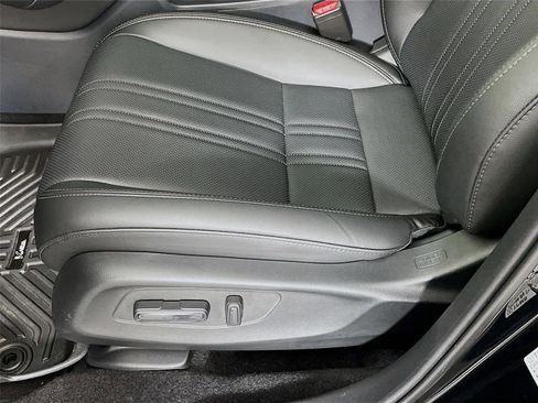 Used 2026 Honda HR-V EX-L image 24