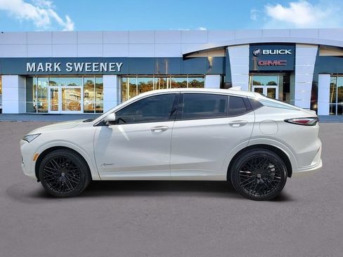Used 2025 Buick Envista Avenir FWD image 28