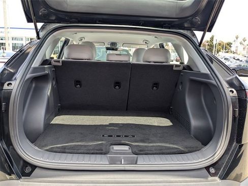 Used 2025 Hyundai Kona SE image 31