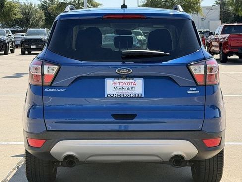 Used 2018 Ford Escape SE FWD image 5