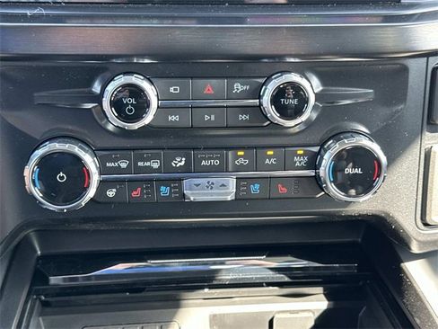 New 2026 Ford F350 Lariat image 30