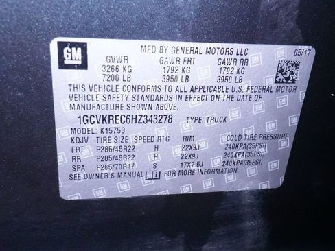 Used 2017 Chevrolet Silverado 1500 LT w/ All Star Edition image 37