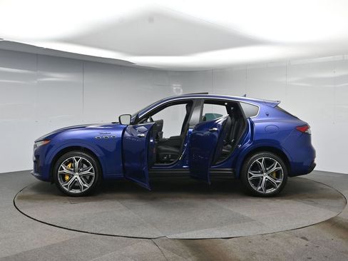 Used 2022 Maserati Levante Modena AWD/4WD image 68