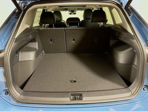 New 2026 Volkswagen Tiguan SE AWD/4WD image 20