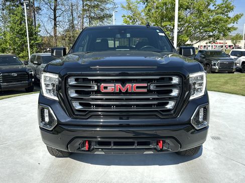 Used 2021 GMC Sierra 1500 AT4 w/ AT4 Value Package image 3