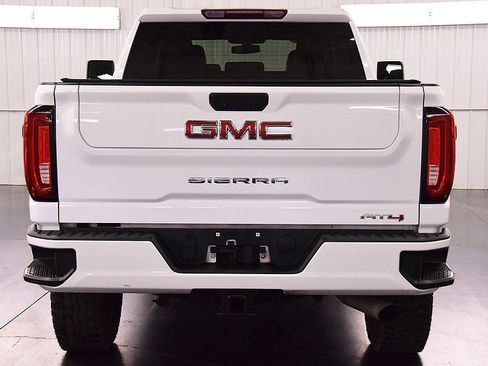 Used 2021 GMC Sierra 2500 AT4 image 6