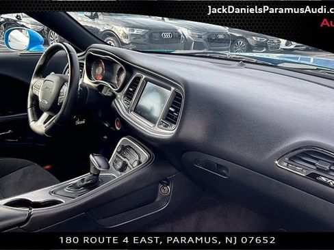 Used 2016 Dodge Challenger SRT Hellcat image 14