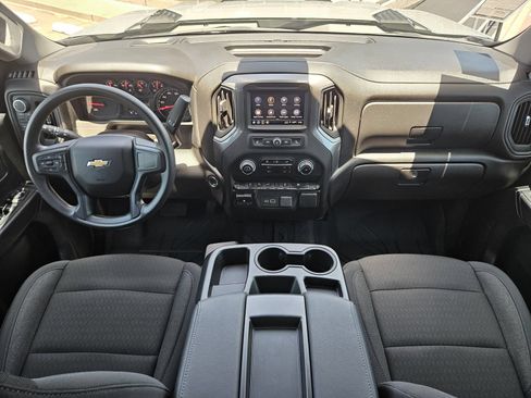 Used 2025 Chevrolet Silverado 2500 Custom w/ Custom Value Package AWD/4WD image 12