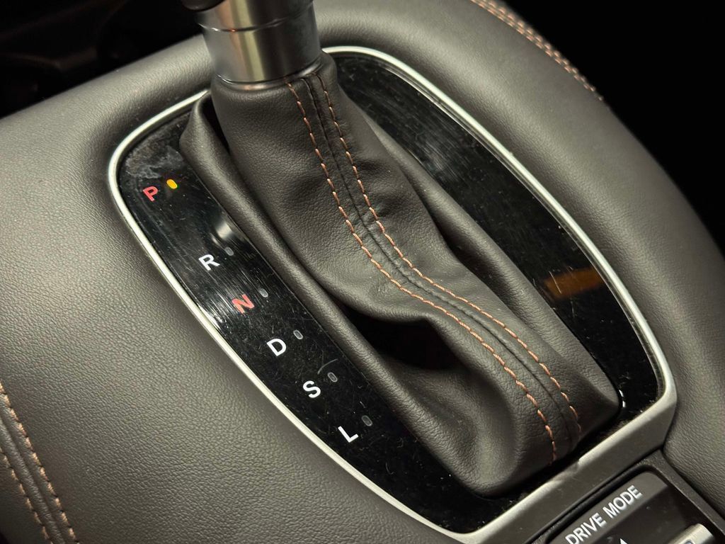 Used 2024 Honda HR-V Sport image 12