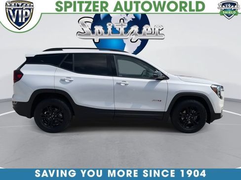 Used 2024 GMC Terrain AT4 w/ LPO, Floor Liner Package AWD/4WD image 10