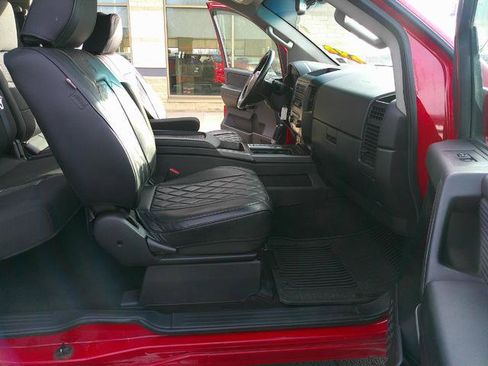 Used 2012 Nissan Titan SV w/ SV Value Truck Pkg image 6