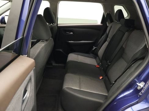 Used 2023 Nissan Rogue SV FWD image 19