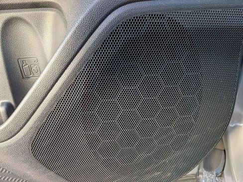 Used 2025 Subaru Forester Limited image 12