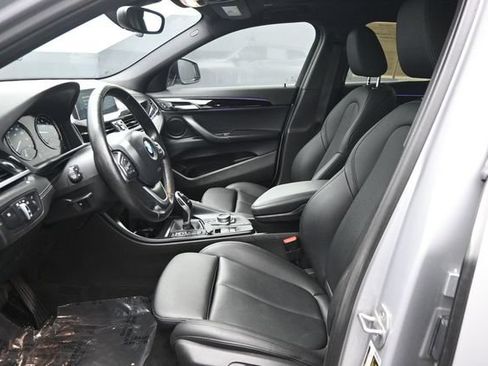 Used 2022 BMW X2 sDrive28i w/ Convenience Package FWD image 8