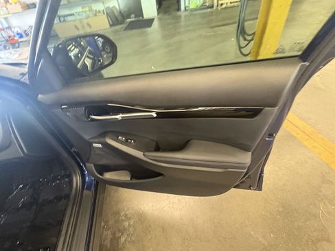 Used 2024 Kia Seltos SX w/ SX Sunroof Package AWD/4WD image 14