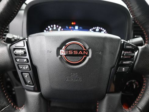 Used 2023 Nissan Frontier PRO-4X w/ Pro Convenience Package AWD/4WD image 11