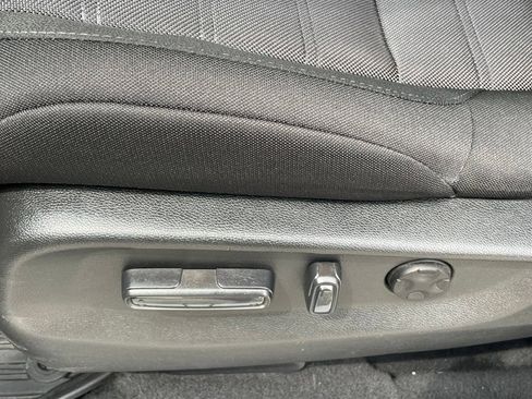 Used 2021 Honda CR-V EX image 10