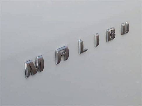 Used 2023 Chevrolet Malibu LT image 13