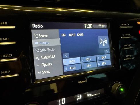 Used 2020 Toyota Camry SE AWD/4WD image 13