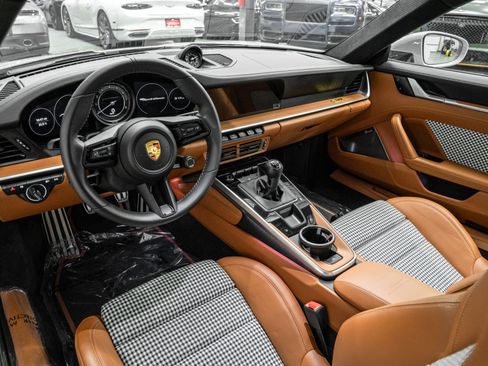 Used 2023 Porsche 911 Sport Classic image 12